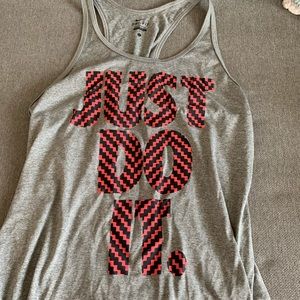 Nike workout tank
